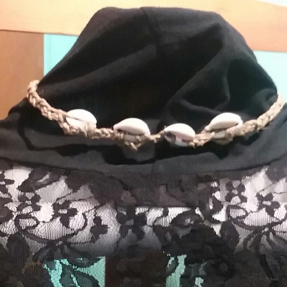 Cut Shell Chocker/ Ankle Braid - Picture 1 of 7